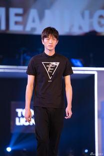 金大川图片,探寻时尚与魅力的完美融合